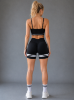 Conjunto Deportivo Crop Top Short Push Up - Negro Ref. 5330 - Imagen 3