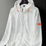 Chaqueta Corta Vientos Deportiva Con Capota – Blanco Ref. 6160
