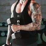 Hoodie Deportivo Tipo Tank – Negro Ref. 3005