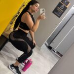 Lycra Leggings Deportivo Push Up Con Malla - Negro Ref. 1555