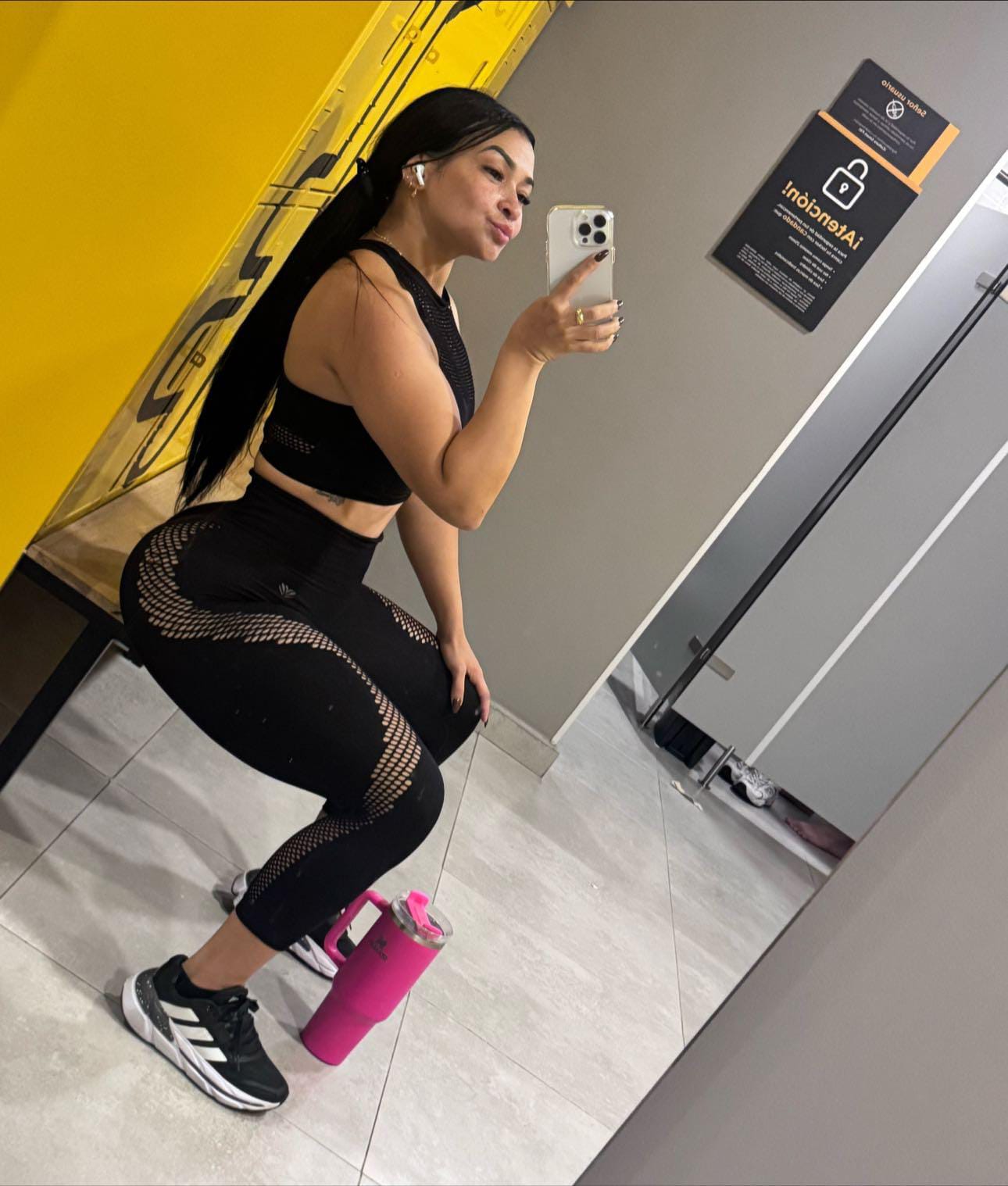 WhatsApp Image 2026-04-01 at 9.33.35 AM Lycra Leggings Deportivo Push Up Con Malla - Negro Ref. 1555 - Imagen 1