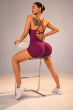 Enterizo Deportivo Seamless Push Up - Vino Ref. 5515