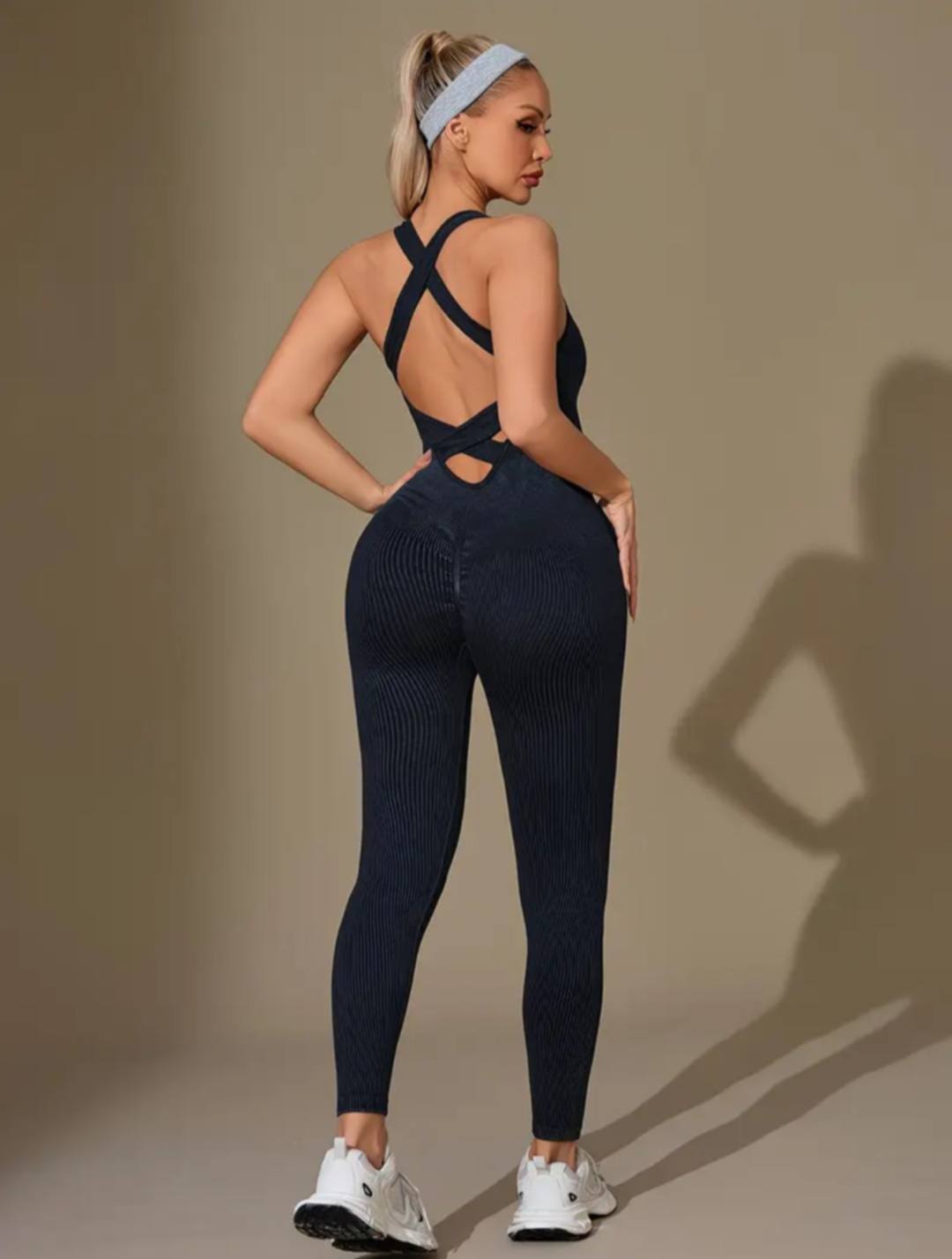 WhatsApp Image 2026-06-16 at 6.53.10 PM (2) Enterizo Deportivo Acanalado Push Up SculptFit - Azul Ref. 5550 - Imagen 1